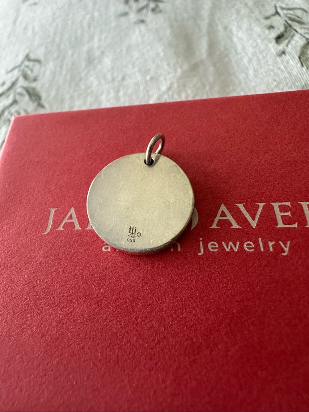 RETIRED James Avery Silver 'Pray' Charm - Picture 2 of 2